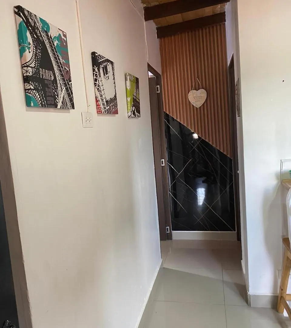 34 Bello Apartamento En La Mejor Zona De Medellin Laureles Estadio 2 Hab 2 Banos 0*,  Colombia